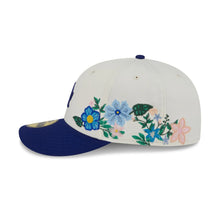 Load image into Gallery viewer, 59Fifty Los Angeles Dodgers New Era Chrome 2T Tonal Floral Pre Curved Fitted Hat - Green UV
