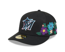 Load image into Gallery viewer, 59Fifty Miami Marlins New Era Black Tonal Floral Pre Curved Fitted Hat - Green UV
