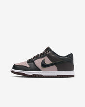 Load image into Gallery viewer, Nike Dunk Low SE (GS) - Particle Rose/Black
