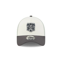 Load image into Gallery viewer, 9Forty A-Frame Snapback LMB Olmecas De Tabasco White/Mint- Grey UV
