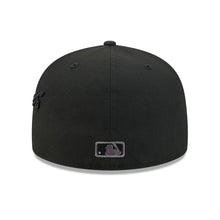 Load image into Gallery viewer, 59Fifty New Era San Diego Padres Side Script Black - Grey UV
