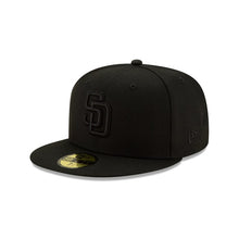 Load image into Gallery viewer, 59Fifty San Diego Padres MLB Basic Black on Black - Grey UV
