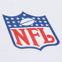 Load image into Gallery viewer, Men&#39;s Mitchell &amp; Ness Chicago Bears White Walter Payton Vintage Logo T-Shirt
