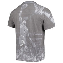 Load image into Gallery viewer, Mitchell &amp; Ness Chicago Bulls Scottie Pippen Above the Rim T-Shirt - Heather Gray
