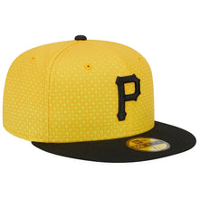 Load image into Gallery viewer, 59Fifty Pittsburgh Pirates City Connect On-Field - Black UV
