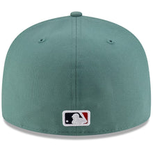Load image into Gallery viewer, 59Fifty Boston Red Sox Green 2025 City Connect Fitted Hat - Gray UV
