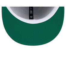 Load image into Gallery viewer, 59Fifty Boston Red Sox Navy 2025 Hall of Fame Fitted Hat - Green UV
