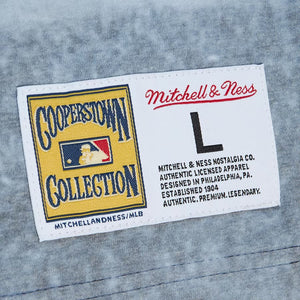 Mitchell & Ness Jackie Robinson Graphic T-Shirt - Gray