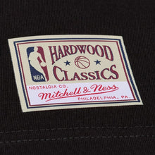 Load image into Gallery viewer, Men's Mitchell &amp; Ness Scottie Pippen Chicago Bulls Freeze Frame Classic T-Shirt - Black
