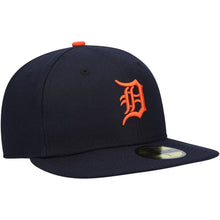Load image into Gallery viewer, Detroit Tigers Road Authentic Collection 59Fifty Fitted On-Field Navy - Black UV
