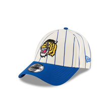 Load image into Gallery viewer, Liga MX 9Forty Adjustable Snapback Tigres De Monterrey 2T White/Blue - Blue UV

