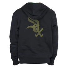 Load image into Gallery viewer, Men&#39;s New Era X Alpha Industries Chicago White Sox Primary Logo Black/Camo Hoodie
