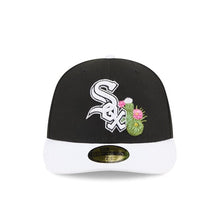 Load image into Gallery viewer, 59Fifty Chicago White Sox New Era Black 2T 2026 Spring Training Pre Curved Fitted Hat - Gray UV
