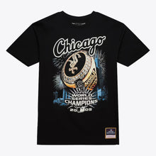 Load image into Gallery viewer, Men&#39;s Mitchell &amp; Ness Chicago White Sox 2005 World Series Champions Ring T-Shirt - Black
