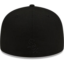 Load image into Gallery viewer, 59Fifty Chicago White Sox New Era Black 2005 World Series Team Fire - Icy UV
