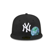 Load image into Gallery viewer, 59Fifty New York Yankees Global Fitted Hat Black - Gray UV
