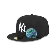 Load image into Gallery viewer, 59Fifty New York Yankees Global Fitted Hat Black - Gray UV
