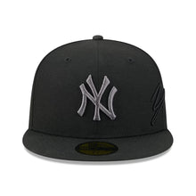 Load image into Gallery viewer, 59Fifty New Era New York Yankees Side Script Black - Grey UV
