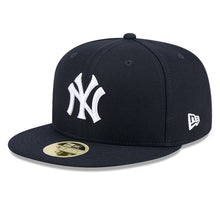 Load image into Gallery viewer, 59Fifty New York Yankees Navy 2025 Hall of Fame Fitted Hat - Green UV
