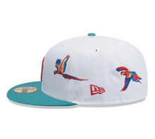 Load image into Gallery viewer, 59Fifty New Era New York Yankees MLB City Element Honduras White/Green Fitted Hat - Feather UV
