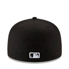 Load image into Gallery viewer, 59Fifty New Era New York Yankees MLB Basic Black/White Outline - Grey UV
