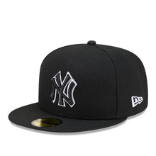 Load image into Gallery viewer, 59Fifty New Era New York Yankees MLB Basic Black/White Outline - Grey UV
