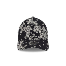 Load image into Gallery viewer, 9Twenty AF Three Looms X New Era Black Paisley - Paisley UV
