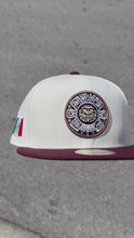 Load and play video in Gallery viewer, 59Fifty [La Seleccion] Mexico 2-Tone Chrome/Maroon - Grey UV
