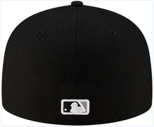 Load image into Gallery viewer, 59Fifty Chicago White Sox 2025 City Connect Batting Practice Black - Gray UV
