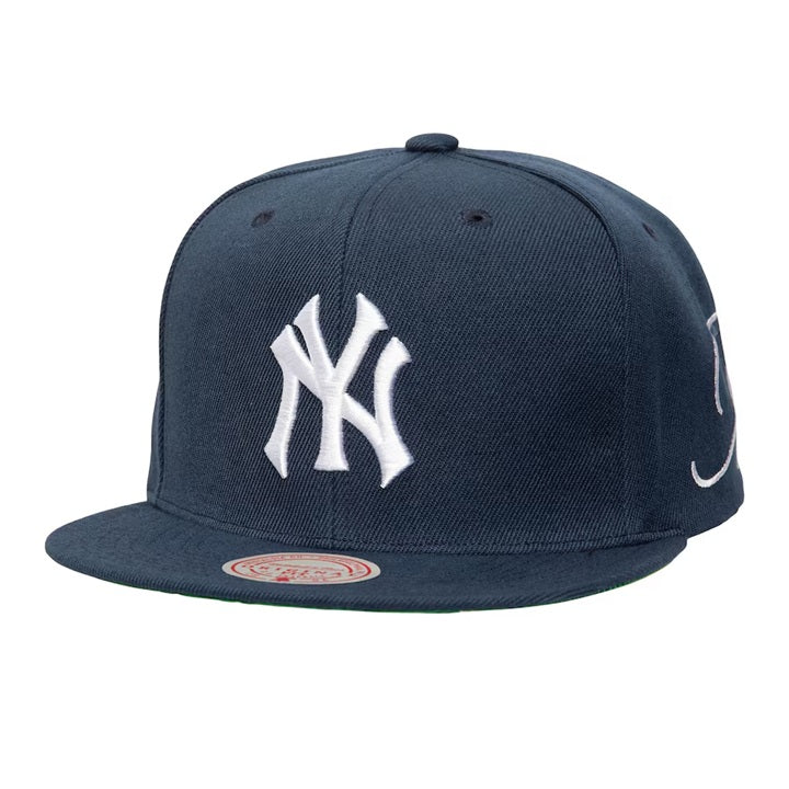 Just Don x MLB New York Yankees Lux Script Snapback Hat - Nay/Satin Green UV