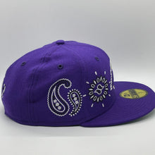 Load image into Gallery viewer, 59Fifty New Era QT LA Lakers Paisley Print - Green UV
