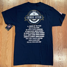 Load image into Gallery viewer, New Era New York Yankees Jeter HOF &quot;Captain&quot; T-Shirt - Navy
