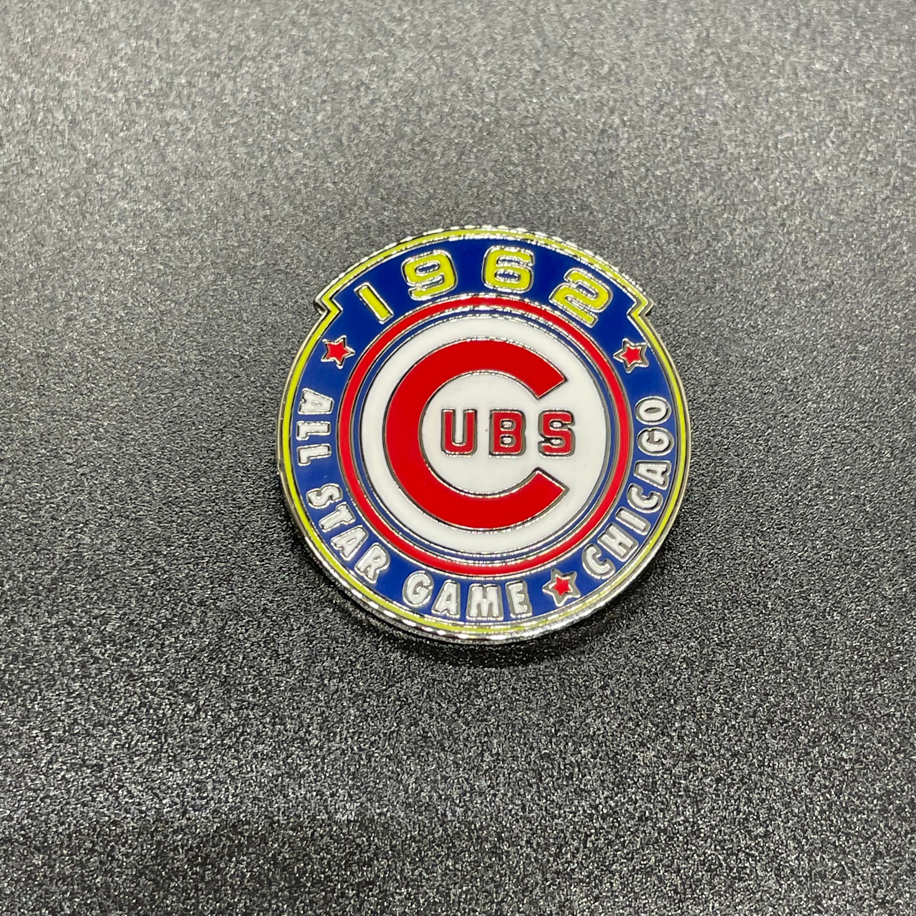 Chicago Cubs Walking Bear Logo Hard Enamel Pin - 1.25in