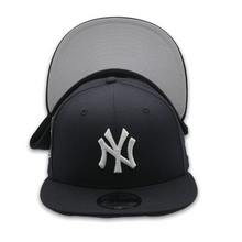 Load image into Gallery viewer, 9Fifty Snapback New York Yankees 1999 World Series - Grey UV
