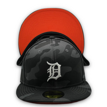 Load image into Gallery viewer, 59Fifty Detroit Tigers Black Camo - Orange UV
