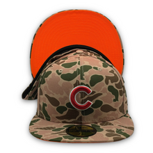 Load image into Gallery viewer, 59Fifty Chicago Cubs &quot;Duck Camo&quot; 2016 World Series - Orange UV

