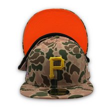 Load image into Gallery viewer, 59Fifty Pittsburgh Pirates &quot;Duck Camo&quot; 76th World Series - Orange UV
