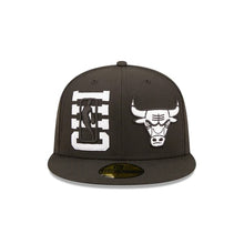 Load image into Gallery viewer, 59Fifty Chicago Bulls 2022 Draft Day Black/White - Grey UV
