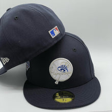 Load image into Gallery viewer, 59Fifty New York Yankees 1996 World Series Anniversary Pack - Metallic Silver UV
