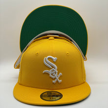 Load image into Gallery viewer, 59Fifty Chicago White Sox 2005 World Series Yellow - Green UV
