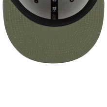 Load image into Gallery viewer, 59Fifty Chicago Cubs New Era x Alpha Industries Royal - Olive UV
